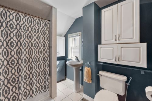 1814 5th St, Milwaukee WI 53204-3901 exterior