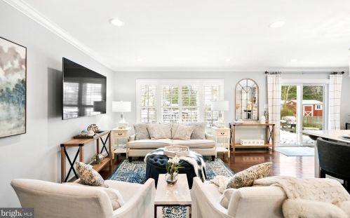 4721 Jasmine Dr, Rockville MD exterior