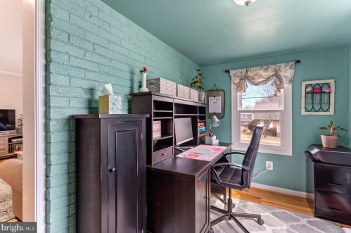 13008 Evanston St, Rockville MD 20853-3027 exterior