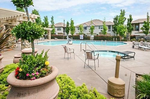 1006 Esplanade Cir, Folsom CA 95630-7360 exterior