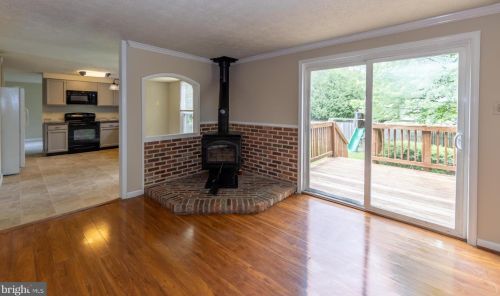 4206 Garnet Dr, Middletown MD 21769-7544 exterior