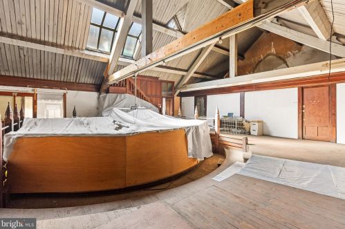 1600 18 St, Philadelphia PA 19145-1435 exterior