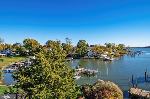 3717 Parke Dr, Edgewater MD 21037-4115 exterior