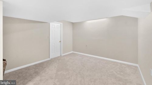 10158 Bracken Dr, Ellicott MD  21042-1675 exterior