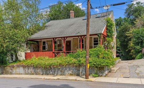 114 Franklin St, Killingly CT 06239-3507 exterior