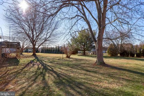 154 Amsterdam Rd, Lancaster PA 17603-9719 exterior