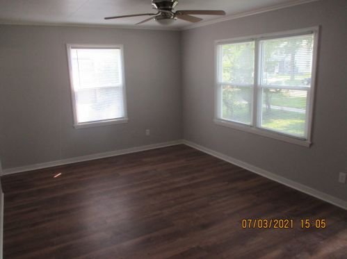 5330 27th St, Milwaukee WI  53221-3724 exterior