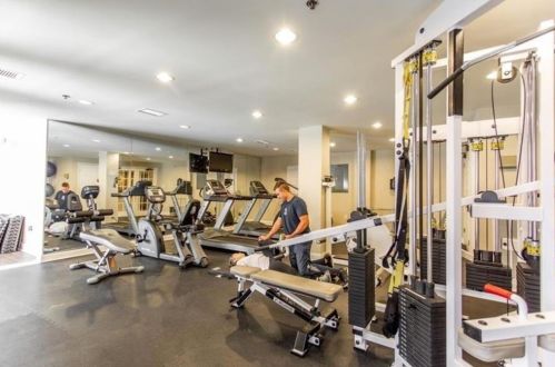 50 Biscayne Dr, Atlanta GA  30309-1078 exterior