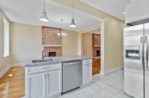 131 Marshall Ave, Pittsburgh PA 15214-2723 exterior