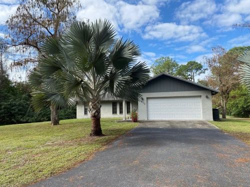 1411 31st St, Naples, FL 34117-4243