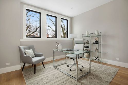 1928 Cleveland Ave, Chicago IL 60614-3749 exterior