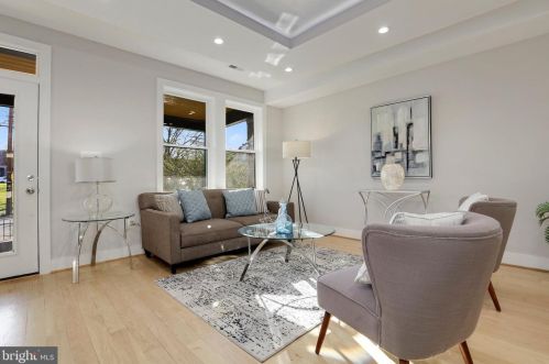 5102 9th St, Washington DC  20011-3918 exterior