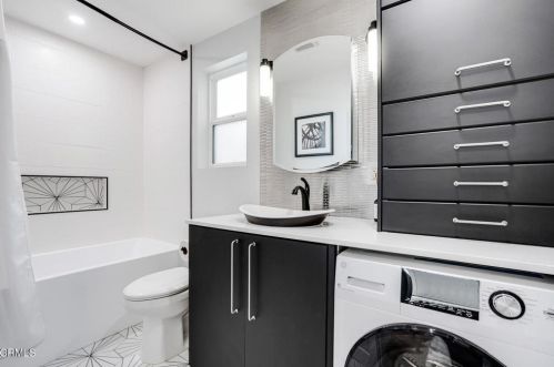 3713 Sunset Ln, Oxnard CA  93035-4133 exterior