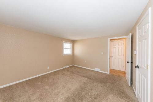 4912 Goodrich Ln, Milwaukee WI 53223-3418 exterior