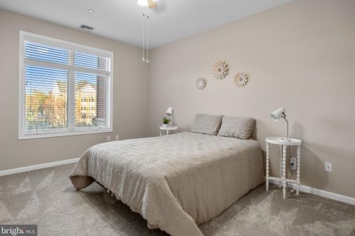 425 Carson Ter, Huntingdon Valley PA  19006-4720 exterior