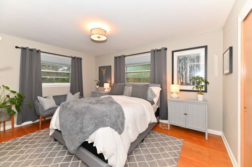 3700 Brook Pl, Milwaukee WI 53235-4206 exterior