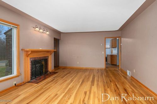 1662 136th St, Grant MI 49327-9643 exterior