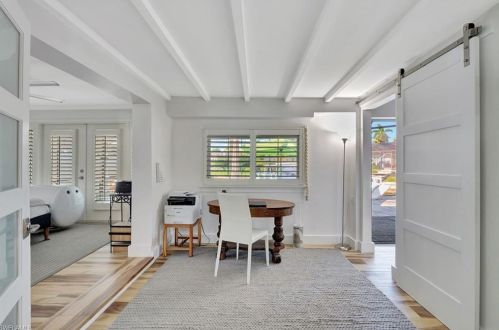 2120 Sandpiper St, Naples FL 34102-1505 exterior