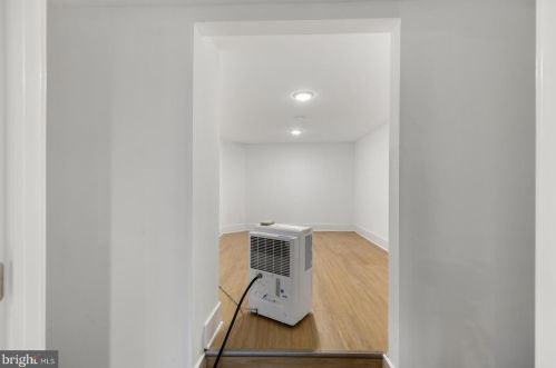 912 Ellsworth St, Philadelphia PA  19147-4621 exterior