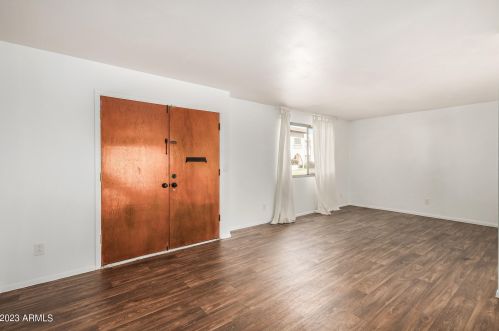 4626 19 Ave, Phoenix AZ 85009-1939 exterior