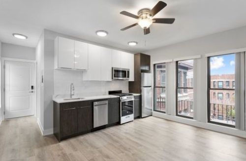 1653 Jonquil Ter, Chicago, IL 60626-1118