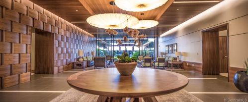 1555 Kapiolani Blvd, Honolulu HI 96814-4553 exterior