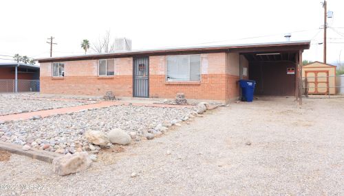 5201 28th St, Tucson AZ  85711-5823 exterior