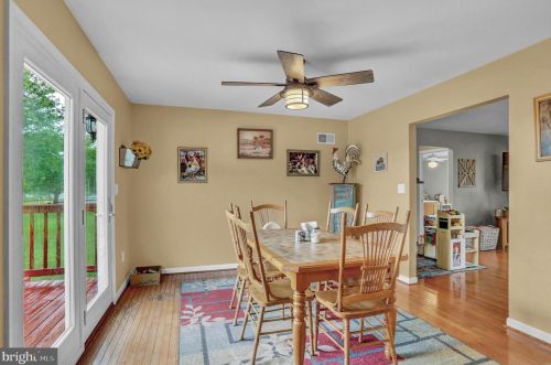 286 Bollinger Rd, Littlestown PA 17340-9121 exterior