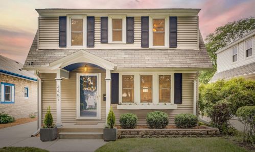 2457 71st St, Milwaukee, WI 53213-1344