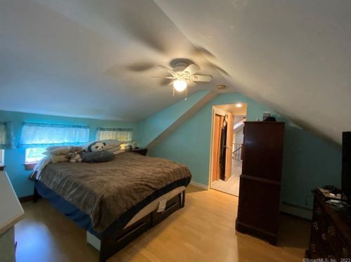 305 Hillside Ave, Torrington CT 06790-5523 exterior