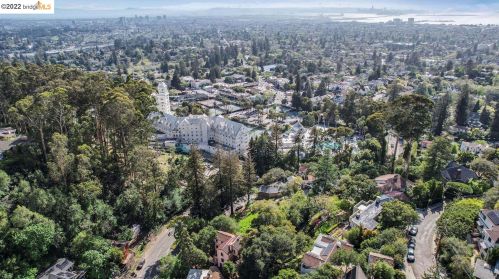 7351 Claremont Ave, Berkeley CA 94705-1422 exterior