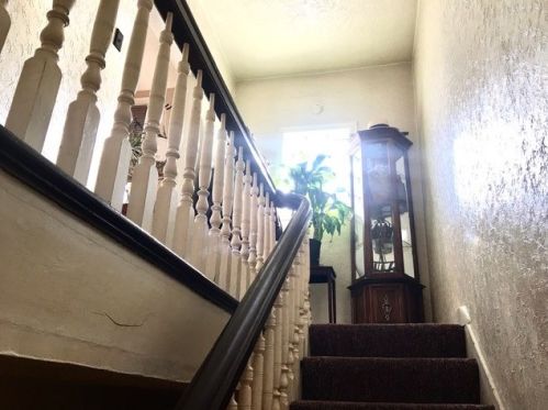 1958 Beckert Ave, Pittsburgh PA 15212-1408 exterior