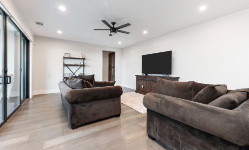 1990 Ritchie St, Folsom CA  95630 exterior