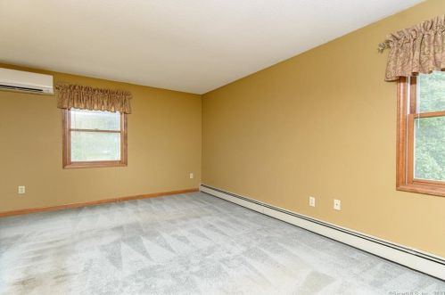 89 Laurel Dr, Killingly CT 06241-2218 exterior