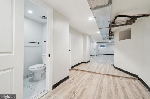 5920 Ellsworth St, Philadelphia PA 19146-2828 exterior