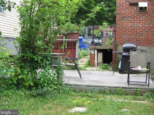 2605 Arvin St, Silver Spring, MD 20902-2754