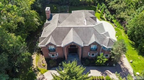 3 Pne Ter, Demarest NJ 07627-1214 exterior