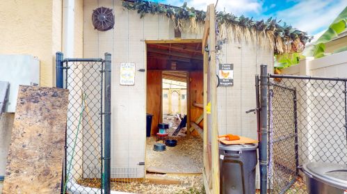 1590 Underwood Ave, Fort Pierce FL  34953-2586 exterior