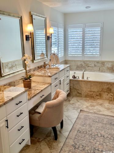 36 Lone Holw Dr, Sandy UT 84092-5530 exterior