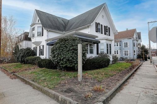 172 Pond St, Woonsocket RI  02895-2007 exterior