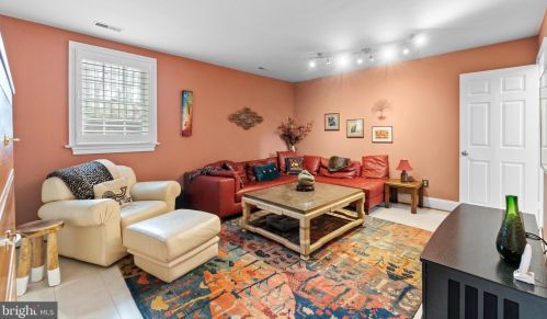 513 Princess St, Alexandria VA 22314-2332 exterior