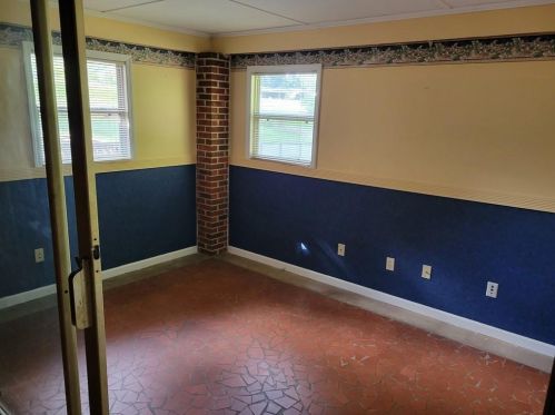 3232 Clifton Church Rd, Atlanta GA 30316-4946 exterior