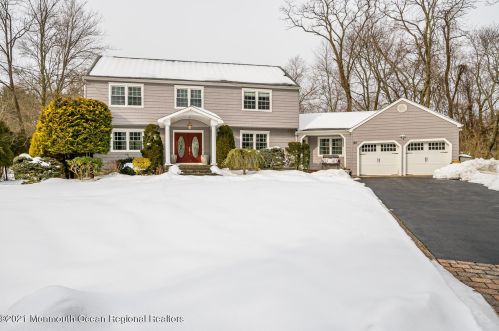 50 Farm Rd, Middletown, NJ 07748-3703