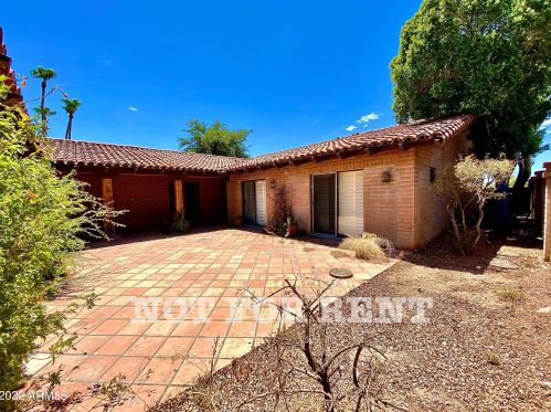 6756 17 Pl, Phoenix AZ 85024-4314 exterior