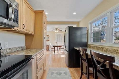 14 Meadow Ln, Worcester MA  01602-1604 exterior