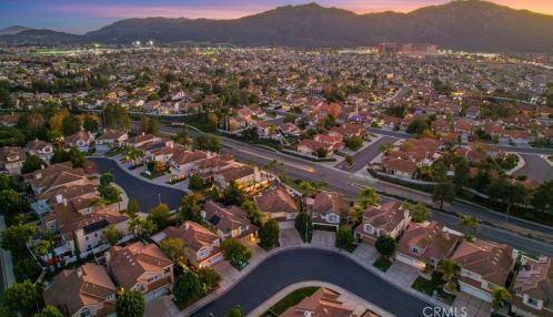 45473 Camino Monzon, Temecula CA 92592-1300 exterior