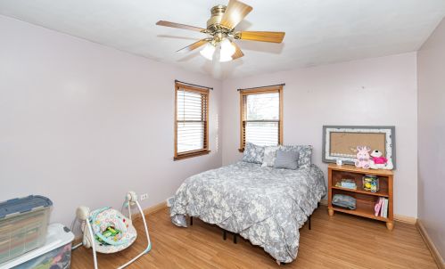 11601 Komensky Ave, Chicago IL 60623-1229 exterior