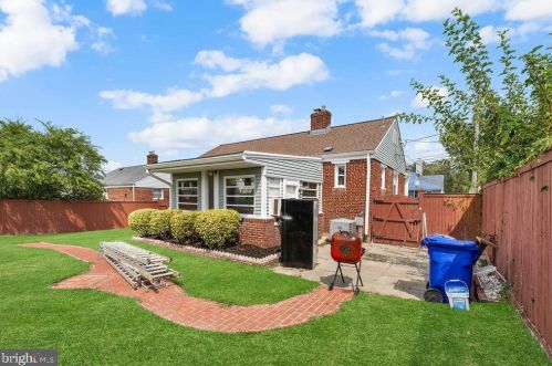 1615 Parham Rd, Silver Spring MD  20903-2258 exterior