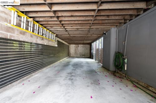 2906 Hillegass Ave, Berkeley CA 94705-2212 exterior