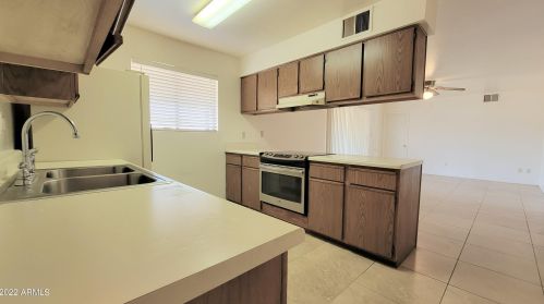 3418 Butler Dr, Phoenix AZ 85051-9019 exterior